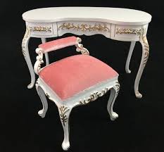 155 1 6 French Dressing Table And Vanity Stool Covered In A Vintage Pink Velvet Fabric Vanity Chair Shabby Chic Table And Chairs Comfy Living Room Furniture