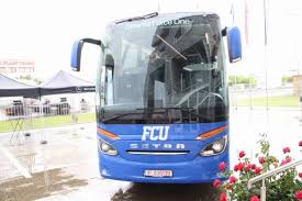 Jose mourinho , adrian mutu , as roma , u craiova 1948 Nou Autocar Setra 517 Hdh Pentru Fc U Craiova 1948 Ziua Cargo
