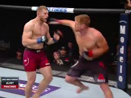 Marcin landed 102 to roundtree's 49 significant strikes. Video Sam Alvey Scores Walk Off Ko Of Marcin Prachnio Mma Fighting