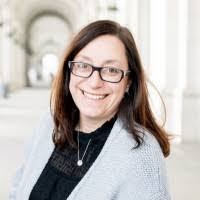 Lesley Hess's Instagram, Twitter & Facebook