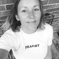 Casey Knott's Instagram, Twitter & Facebook