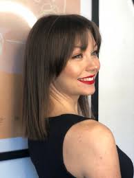 Удлиненное каре - 157 фото с идеями стрижки 2025