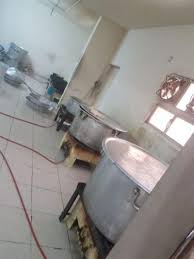 بلدية العزيزية بمكة تغلق مطبخا مخالفا للاشتراطات الصحية أخبار السعودية صحيفة عكاظ