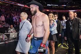 Donald cerrone profile, mma record, pro fights and amateur fights. Why Donald Cerrone Is A Tough Opponent For Conor Mcgregor Essentiallysports