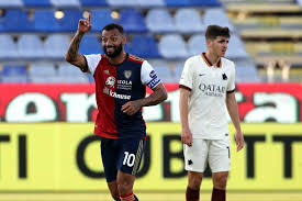 Lo store ufficiale del cagliari calcio. Cagliari 3 Roma 2 Match Review Chiesa Di Totti