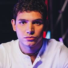 La musica deve fare il suo lavoro. Voglio che la gente si diverta, che si  ricordi San Siro come una festa serena": Gary Ponte ribalta lo stadio in un  dancefloor