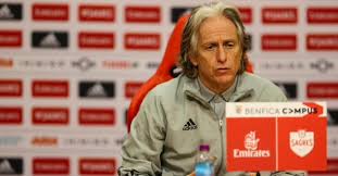 After the corruption scandal involving the president came to light luis filipe vieira , who is in prison and asked to be excused from the position, it was the coach's turn jorge jesus get into trouble. Benfica Cancels Jorge Jesus Interview After Coach Suspected Of Respiratory Infection Prime Time Zone Sports Prime Time Zone