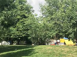 A volunteer group working together to improve & maintain the green space, cultural & r&r activities of trinity bellwoods park. Robert Benzie On Twitter More Than 20 Tents In Trinity Bellwoods Park This Morning As Homeless People And Squatters Camp Out There Has Been At Least One Overdoes Death And A Tent