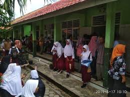 Maybe you would like to learn more about one of these? Kupas Tuntas Hari Pertama Ppdb Di Smpn 01 Tumijajar Tubaba Menuai Keluhan Orang Tua Murid