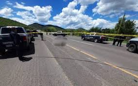 Maybe you would like to learn more about one of these? Se Tine De Rojo Zona Occidente 8 Muertos El Heraldo De Chihuahua Noticias Locales Policiacas De Mexico Chihuahua Y El Mundo