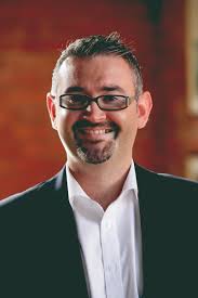 Archive Around Queen's pictorials