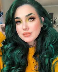 30 Glamorous Green Hair Styles Momooze Com In 2020 Green Hair Dye Fox Hair Dye Dark Green Hair