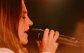 Tanda tempo berfungsi untuk menyatakan capat lambatnya lagu dimainkan. Mengenal Tentang Tanda Tempo Sedang Dan Tempo Secara Keseluruhan Edumaster Les Privat Terbaik Sekolah Internasional