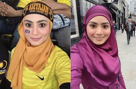 1112 pixels, the image size is 199680 bytes. 13 Foto Kebahagiaan Pasangan Fizo Omar Mawar Karim