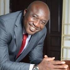 Hon. Patrick Ukah ha aggiunto una...