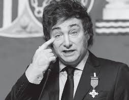 Hay que trabajar no sólo para preservar la maya, si no también para  difundirla