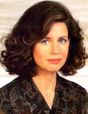 Janet Laurel's Instagram, Twitter & Facebook