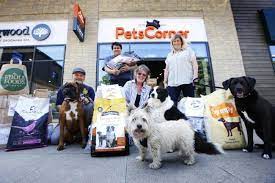 The pet food bank was launched in 2020, amidst the coronavirus pandemic, to help struggling pet owners. Pet Food Bank Collecting Donations In Chipping Norton Oxford Mail