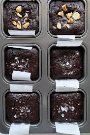 Jetzt ausprobieren mit ♥ chefkoch.de ♥. Blackout Brownies Two Ways Cakey And Fudgey Buttermilk Pantry