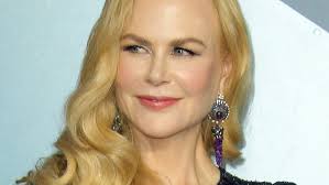 Cô gái 25 tuổi vượt qua nicole kidman. Nicole Kidman Gibt Ihrer Familie Gerne Mal Eine Pedikure