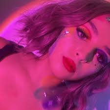 Tiktok link in bio 💜💙 Little bit of a #rainbow make up 🌈 look for this  beautiful Monday 🥰 . . . . . . . . . . . . Lashes