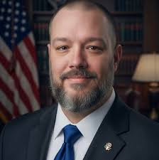 We've got some added size in the post this year from the JUCO ranks with  Darrius Miles and Jamarion Sharp! #GoTops