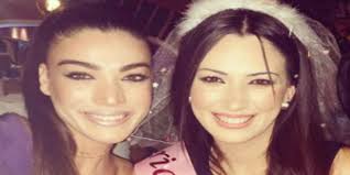 Τα άτονα βήματα τα έκανες ζωηρά. Poso Omorfyne H Adelfh Ths Hbhs Adamoy Ths Paei Poly H Allagh Fwtografia