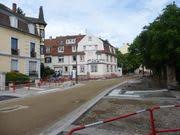 Lors d'une conférence de presse, le ministre de l'intérieur christophe castaner a confirmé que ce sont 3 policiers qui ont d'abord repéré un individu suspect, correspondant au profil de cherif chekatt, qui « déambulait » au niveau du 74 rue lazaret. Rue Du Lazaret Strasbourg Archi Wiki