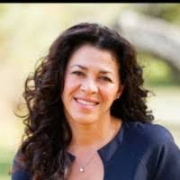 Karla Dickey's Instagram, Twitter & Facebook