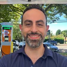 Microsoft Lays Off 6000 or is it 7000. Imagine a world without the stock  market. Having trouble? Let me provide a few thoughts. Profits invested in  people, companies putting people first, and… |