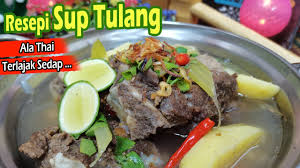 Nah, kamu bisa bikin sup daging tahu sutra sebagai makanan hangat yang bisa melegakan masuk angin. Resepi Sup Tulang Ala Thai Simple Tapi Sedap Tip Daging Lembut Pkp Youtube