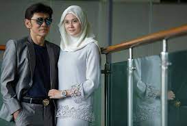 Jump to navigation jump to search. Datuk Jamal Abdillah 59 Dan Isteri Suami Isteri Bahagia Facebook