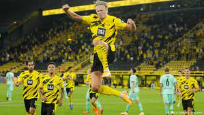 Premier league clubs will be watching closely, as. Bundesliga Borussia Dortmund S New Guard Aiming To Revive Der Klassiker Sports German Football And Major International Sports News Dw 05 11 2020