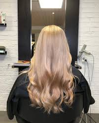 Beige blonde hair color is perfect for clients who are looking for a color that lives in between a cool tone and a warm tone. Hair By Julia Highlighted Creamy Beige Blonde Facebook