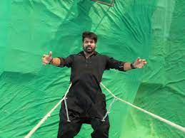 Twist of fate) is an indian drama television series produced by ekta kapoor's balaji telefilms. Shabir Ahluwalia Pulls Off A Daredevil Stunt For His Own Death Sequence In Kumkum Bhagya Times Of India