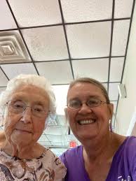 I was at the Stinnett Cemetery this afternoon and ran into some old  acquaintances. Richard and Shirley Rash, Greg Stout, classmate Bill Herron  and his little sister, Donna, and Cary Finney. It