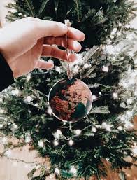 In 2021 pinners will use digital spaces to rep their style. Christmas Aesthetic Xmas Wallpapers For Iphone Christmas Aesthetic Christmas Wallpaper Xmas Wallpaper