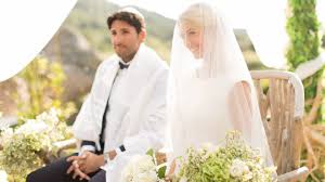 Lorsque j'ai commencé à faire des photos de mariage j'ai eu la chance de faire des choses très différentes, à l'époque j'étais photographe de. Mariage Juif En Corse Thomas Carlotti