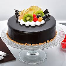 Of the prepared custard on the cake layer and arrange the fresh fruit on top of the vienna crème as desired. Birthday Cake Order Send Happy B Day Cakes Online Ferns N Petals