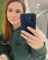 Deana Galloway's Instagram, Twitter & Facebook