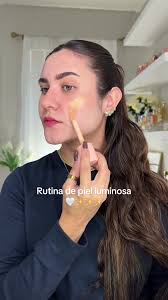 Yo no soy muy fan de la piel luminosa porque tengo la piel grasa pero estos  productos juntos hacen el balance perfecto para que la piel se vea jugosa  sin que se vea grasosa 🥰✨!! #pielluminosayradiante ...