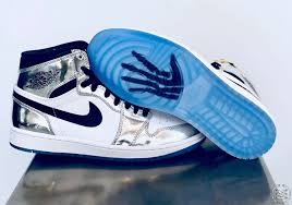 Kawhi leonard's air jordan 1 mid white/silver for sale. Air Jordan 1 Retro High Pass The Torch Kicksonfire Com