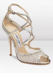 Retrouvez notre collection de chaussures jimmy choo pour femme disponibles sur vestiaire collective ainsi qu'un grand choix d'articles mode à prix d'occasion. Wedding Shoes Chaussure Mariage Chaussures Mariee Chaussures Jimmy Choo