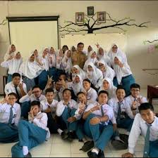 Sri novita pahlawanti 20 maret 2014 12.51. Kisah Siswa Katolik Di Sekolah Negeri Berpikir Positif Terhadap Perbedaan Agama Katolikana