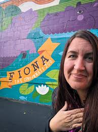 More pics from the best day ever! First time at this zoo and Fiona and  Tucker did not disappoint! She was doing circles around him and was very  charming with the crowd.