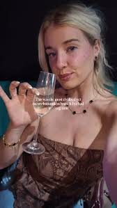 Clink, sip, snack, repeat 🍸🍴✨ Small plates stacked. 2-for-1 cocktails  flowing. Late-night vibes