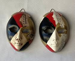 Pair of VTG Venetian Small Masks, Wall Decor, 3” T, Unmarked