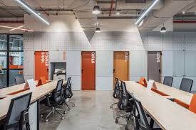 Gallery Of Aicl Mumbai Workplace Interiors Sav Architecture Design 19 In 2020 Office Interior Design Interior Design Boards Architecture Design