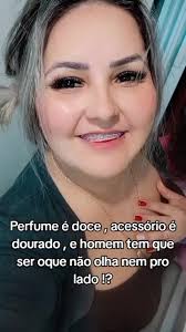 Perfume É Doce Acessório É Dourado