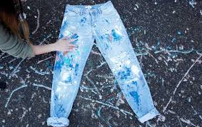 How To Splatter Paint Jeans Painted Jeans Painted Denim Personalized Clothes